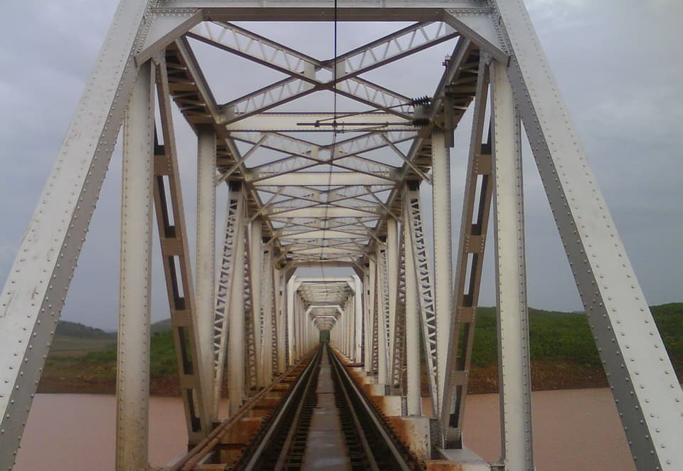 The Kothavalasa–Kirandul railway climbing through the Eastern Ghats between Koraput and Visakhapatnam